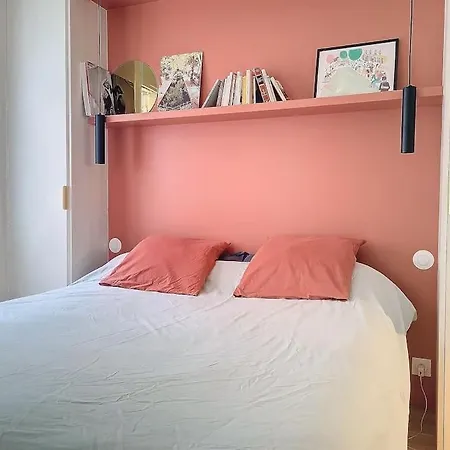 Loft Terrasse Avec Cour Charmante Montmartre * Paris