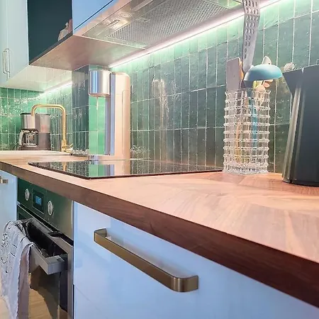 Loft Terrasse Avec Cour Charmante Montmartre *